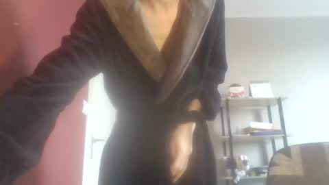 Nicolas online show from February 24, 1:10 pm