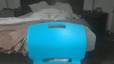 bigprdick101 online show from September 13, 4:37 am