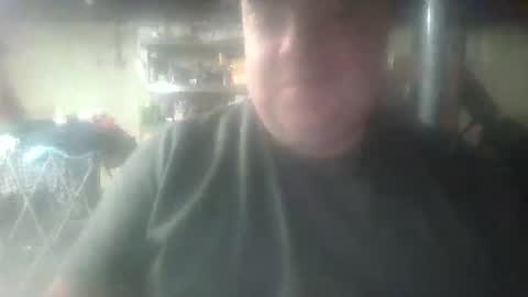 Snapshot of bigred_nyc chatting on October 23, 3:19 am Big Red online show from October 23, 3:19 am