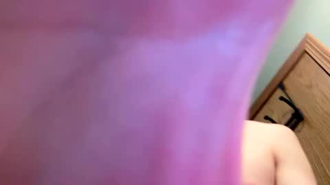 bigskinnyboyshh online show from February 16, 5:37 am