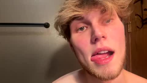 bigskinnyboyshh online show from February 17, 6:31 am