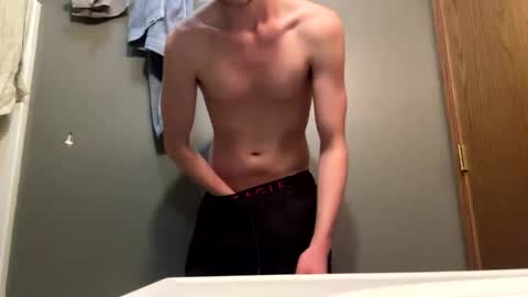 bigskinnyboyshh online show from December 15, 2:08 am