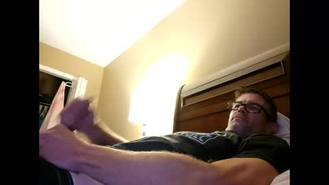 Snapshot of bigstuff674 chatting on October 21, 9:36 am Aka hardwood online show from October 21, 9:36 am