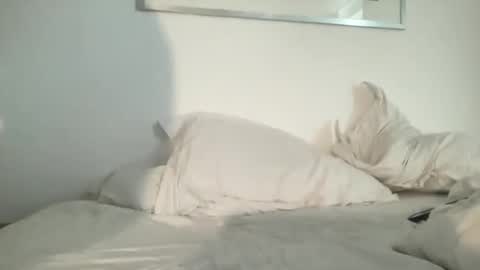 tall boy online show from February 23, 10:28 am