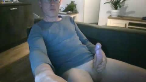 bigtoyboyholland online show from April 9, 5:00 am