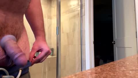 Snapshot of bigwheel999 chatting on March 3, 3:43 pm bigwheel999 online show from March 3, 3:43 pm