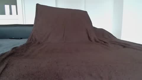 bigwhitecock_1989 online show from February 25, 3:31 pm