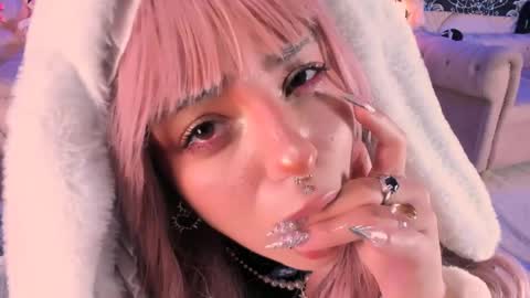 Biizzy online show from April 5, 3:53 pm