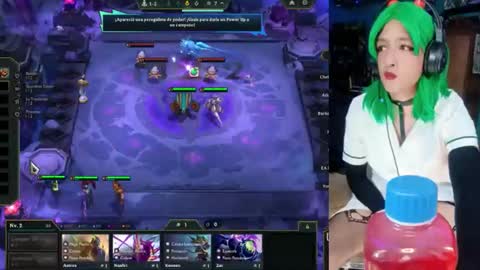 billie_cross_ online show from October 12, 8:07 am