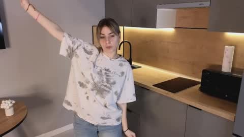 Milla online show from April 3, 6:20 am