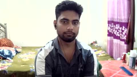 birbikrom104 online show from June 3, 2:33 pm