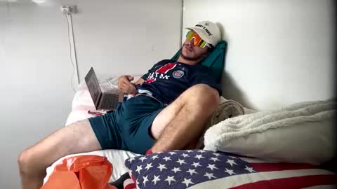 bitedeforain online show from September 22, 9:52 pm