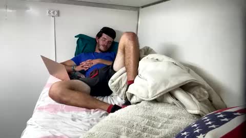 bitedeforain online show from September 16, 10:35 pm