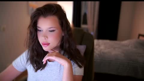 Snapshot of bitter_moon chatting on September 14, 10:22 pm Ann Braslowsky online show from September 14, 10:22 pm