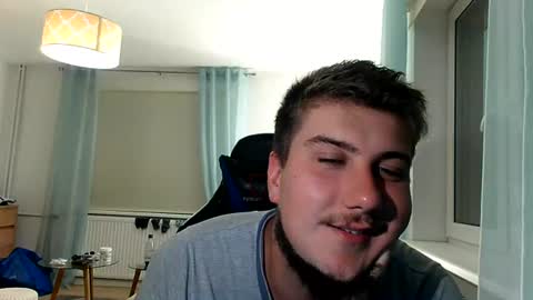 bjguyhugecock online show from July 4, 9:51 pm