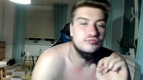bjguyhugecock online show from July 29, 10:21 pm