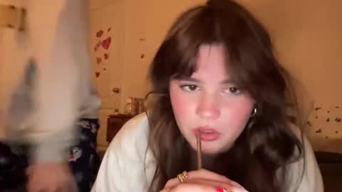 bkws985 online show from February 28, 1:53 am