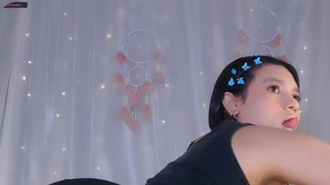 Sara online show from December 11, 7:42 am