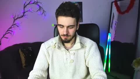 black_jacob12 online show from December 19, 1:17 pm