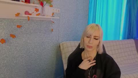 Emily online show from March 10, 11:36 am