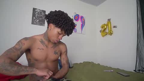 black_tentationx online show from December 14, 5:24 am