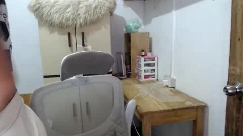 savanna online show from February 13, 2:37 am