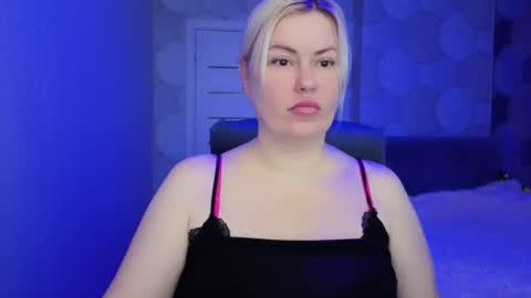 blackeyes11 online show from January 8, 5:24 am