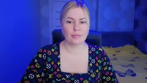 blackeyes11 online show from February 25, 2:59 am