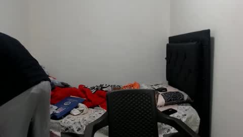 blackhorseet online show from April 12, 8:57 pm