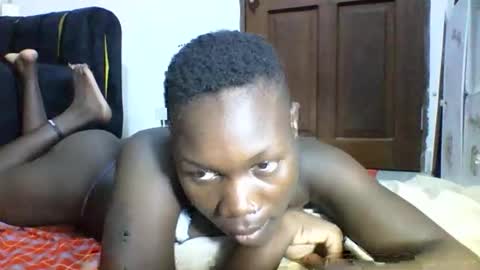 blackmarvel02 online show from November 11, 1:52 am