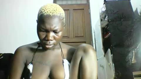 blackmarvel02 online show from December 1, 4:10 am