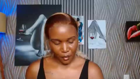 Smiley sylivia online show from April 7, 8:16 am