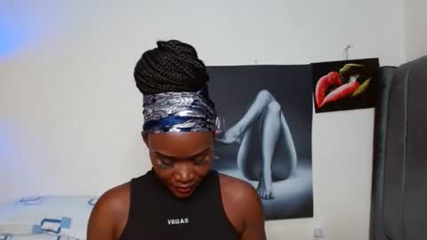 Smiley sylivia online show from November 3, 4:13 am