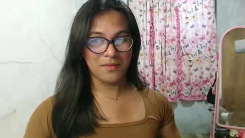 Ellez online show from March 14, 9:41 pm