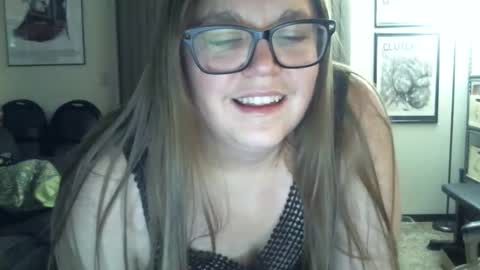 bladesizzo3111 online show from December 25, 6:20 am