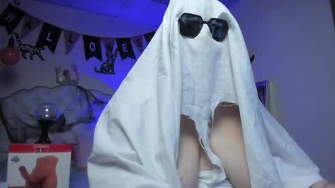 Blair online show from October 10, 8:13 pm