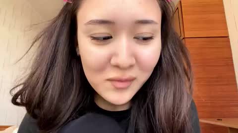 Mila online show from March 18, 7:36 am