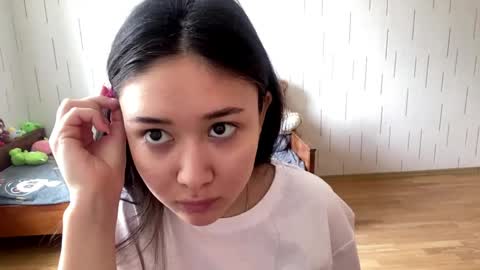 Mila online show from April 3, 7:26 am