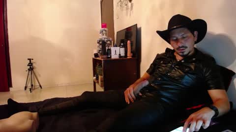 David online show from October 12, 5:00 am