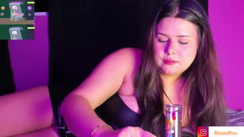 Pau online show from January 7, 5:34 am