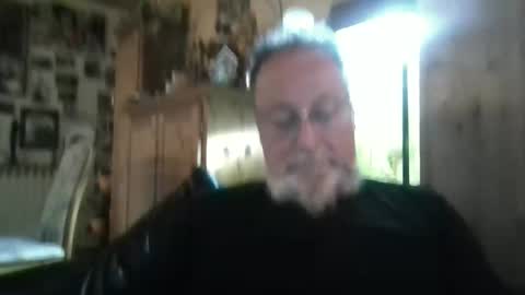 Snapshot of blindsurfer780299 chatting on September 24, 4:25 pm blindsurfer780299 online show from September 24, 4:25 pm