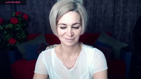 Lola online show from January 4, 7:34 pm