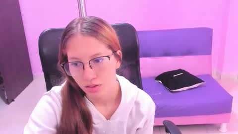 blondie_dirty_squirt online show from April 14, 11:46 am