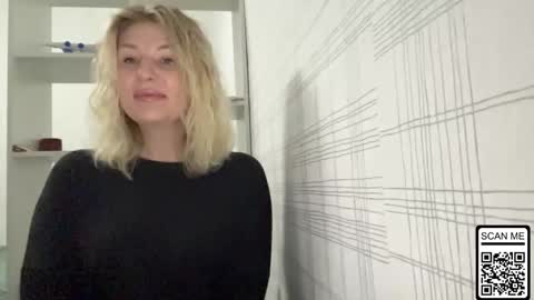 blondie_xoxoxo online show from November 3, 6:25 am