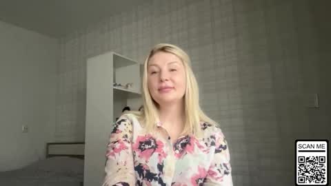 blondie_xoxoxo online show from February 13, 1:25 pm