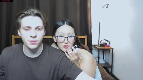 Sasha and Maria online show from January 7, 11:43 pm