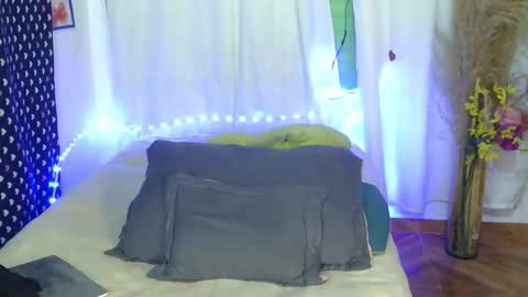 kate online show from March 18, 2:28 am