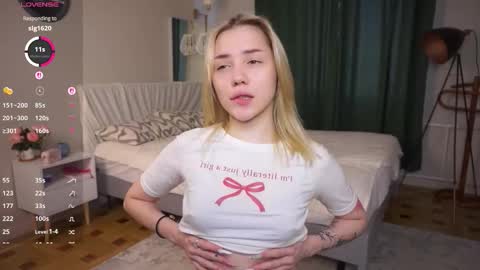 Adeline online show from March 14, 7:01 am