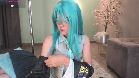 blue_sixx online show from May 27, 10:18 pm