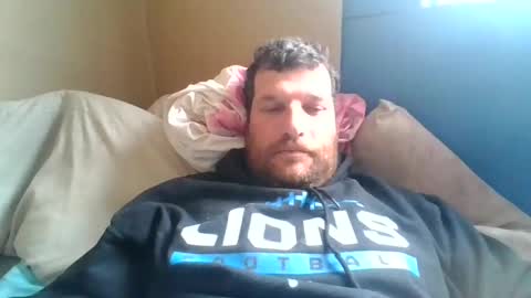 Snapshot of bluedemoneyes1986 chatting on February 11, 8:52 pm bluedemoneyes1986 online show from February 11, 8:52 pm